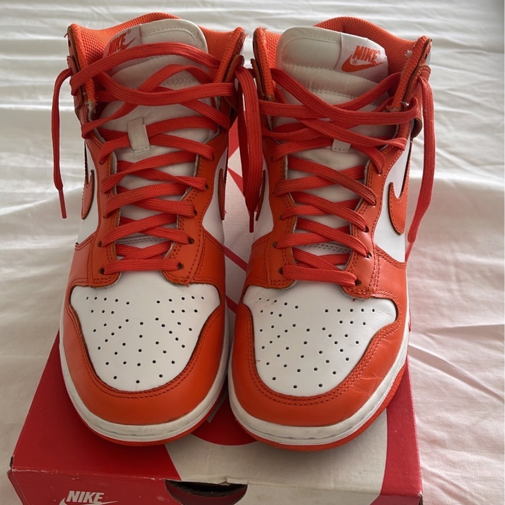 Womens Nike dunk high